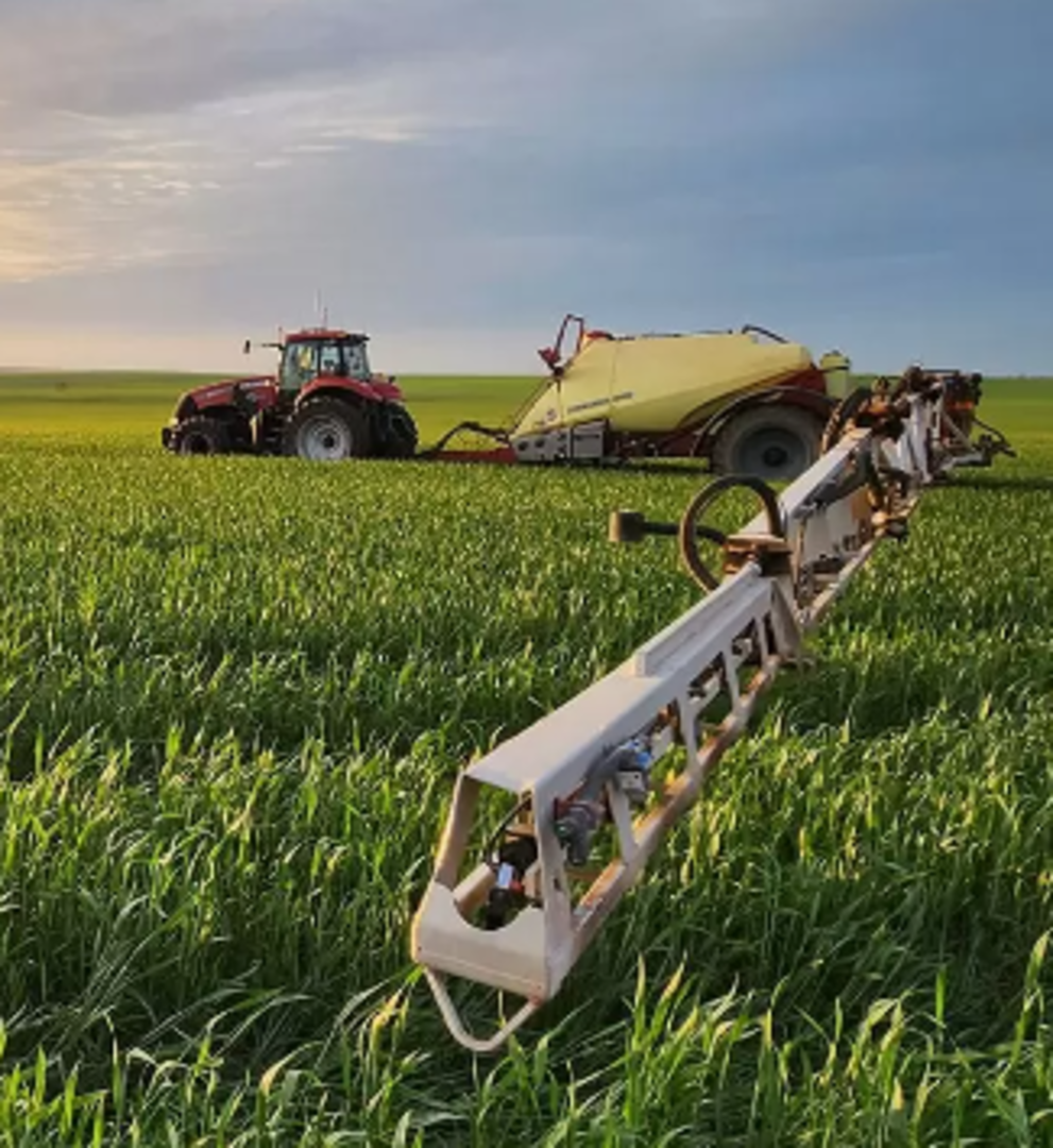 Hardi Cadet 300 -Tow Behind Weed Sprayer-300 Litre Tank with Boom