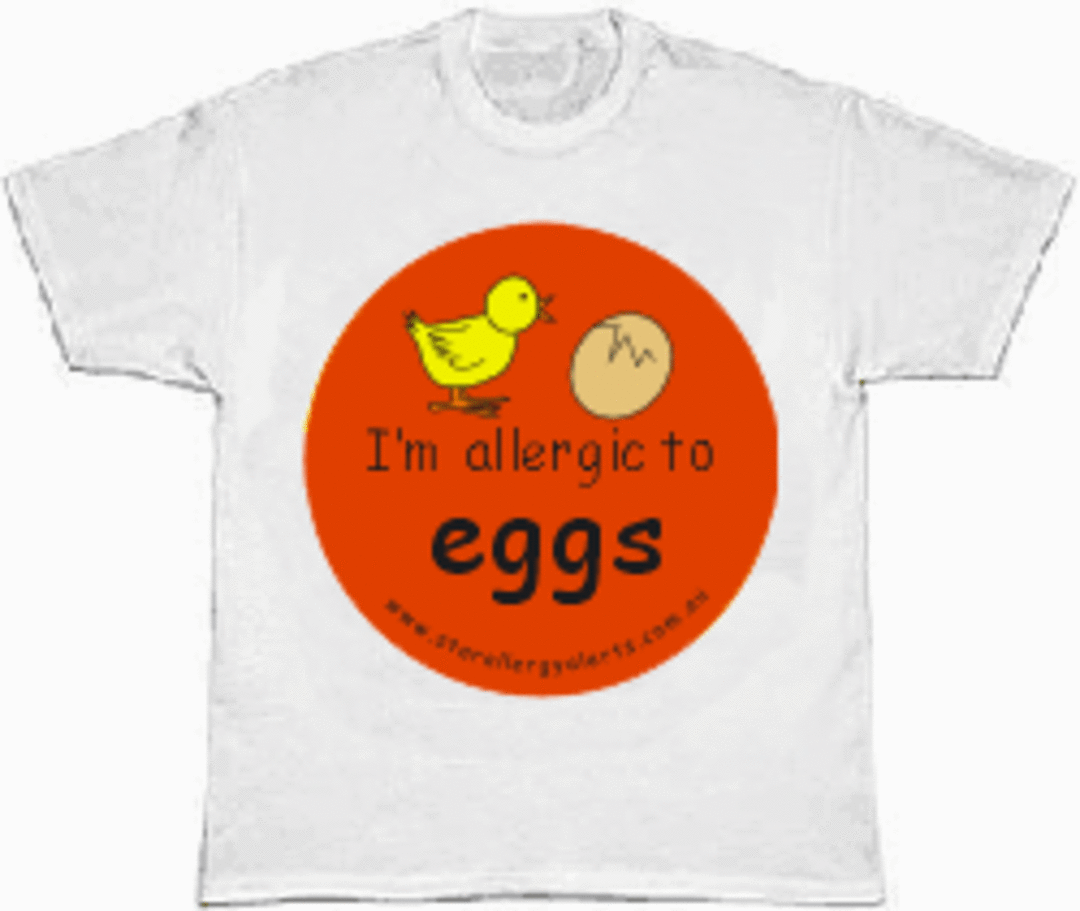 I'm allergic to eggs - kid's allergy alert t-shirt image 0
