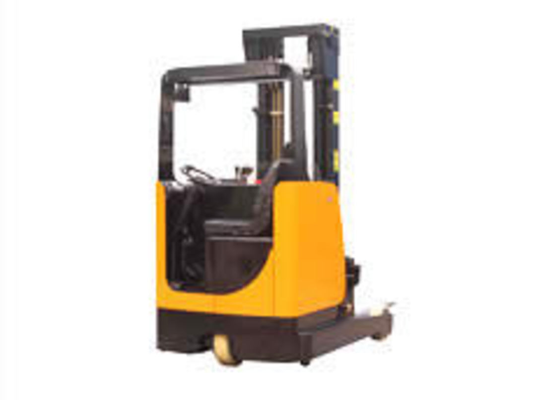Reach Truck (For Hire) image 0