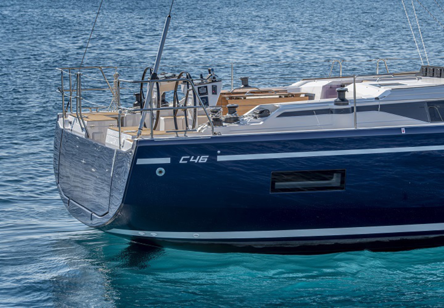 Bavaria C46 image 9