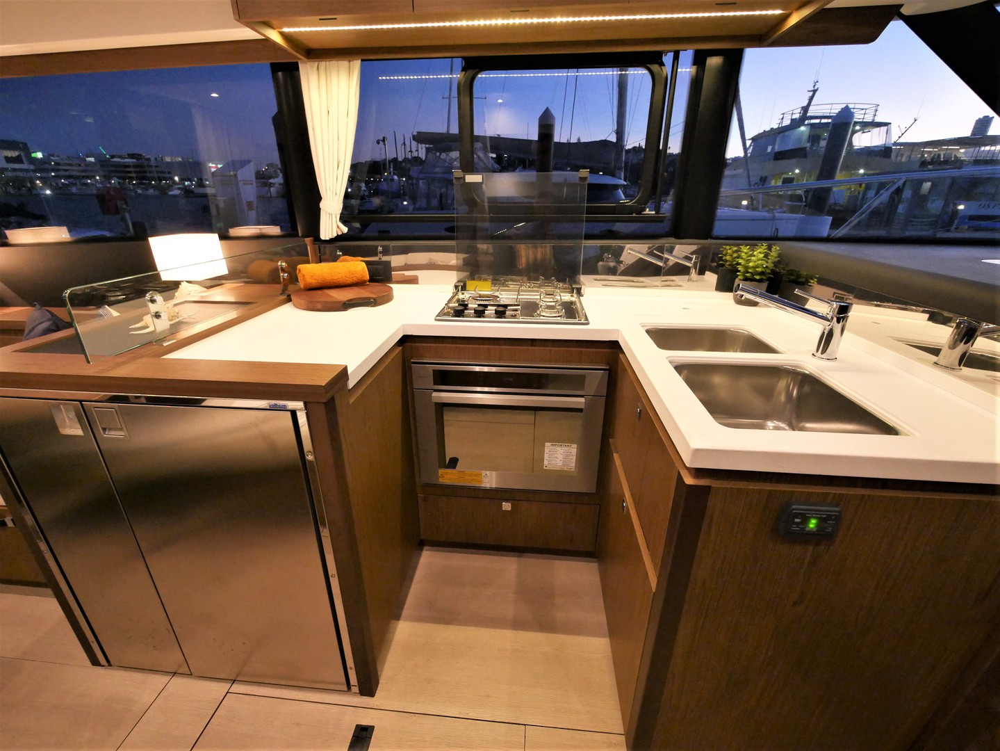 Near New Jeanneau Velasco 43F Located In Auckland image 14