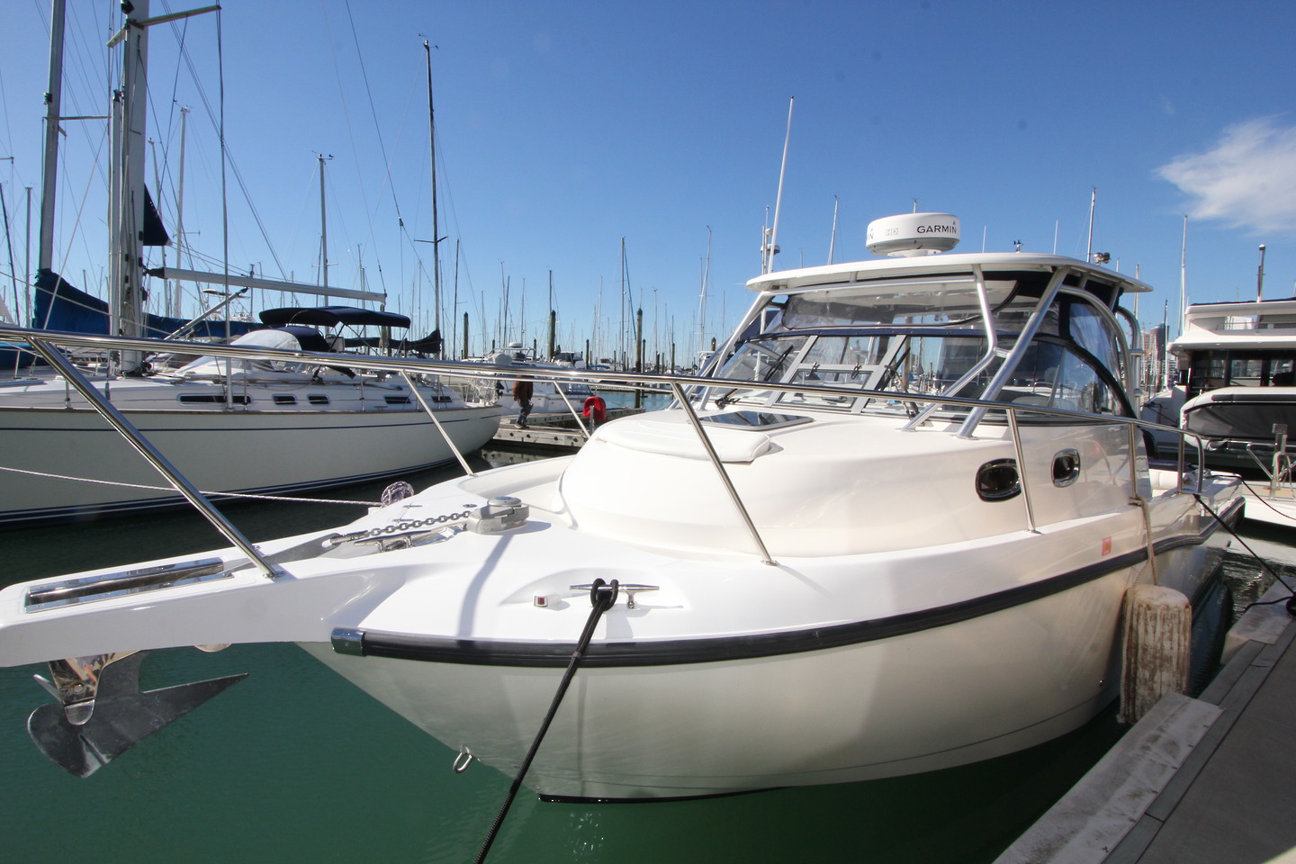 2011 Boston Whaler 305 Conquest image 3