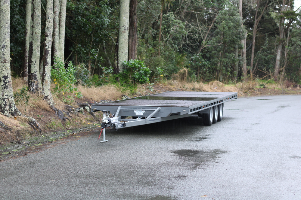 Flat Deck Tri-axle 7200 x 2200mm (24'x7') image 3