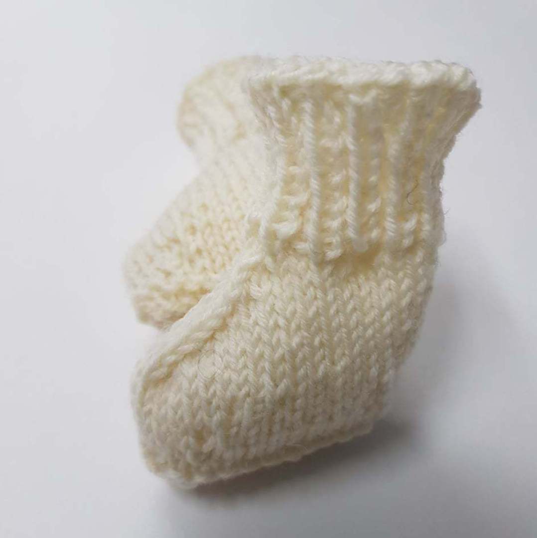 Premature Merino Baby Socks image 1