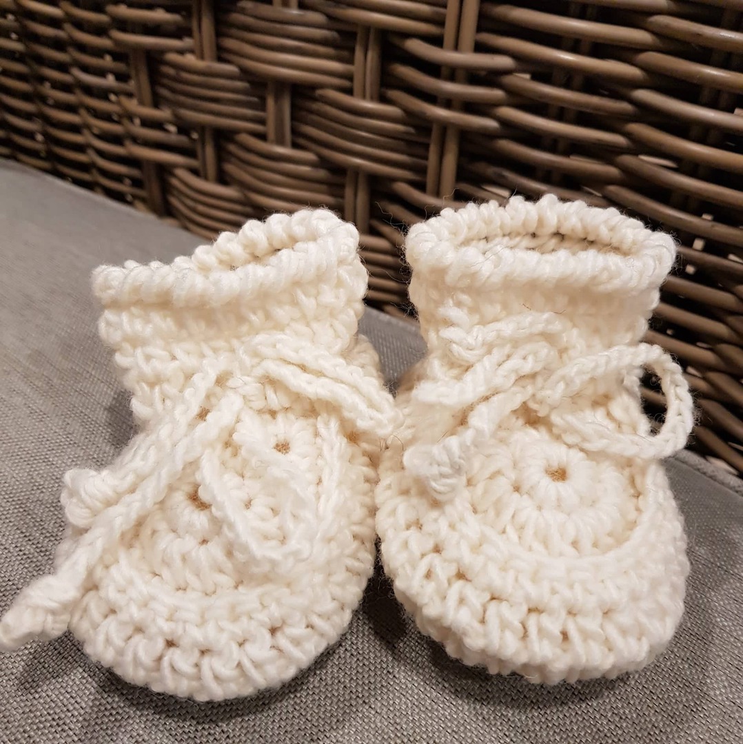 Cosy Merino Crochet Baby Shoes image 0