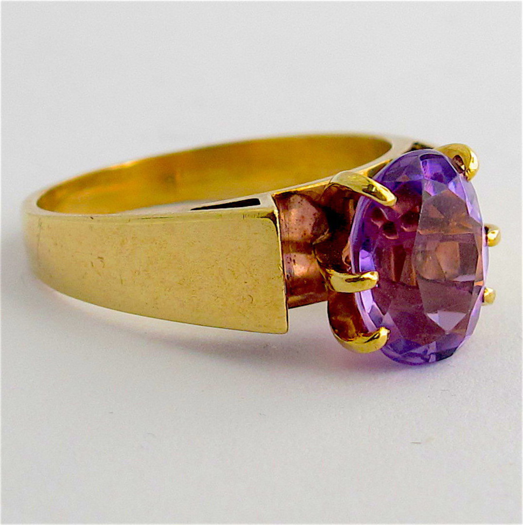 9ct yellow gold vintage amethyst ring image 0