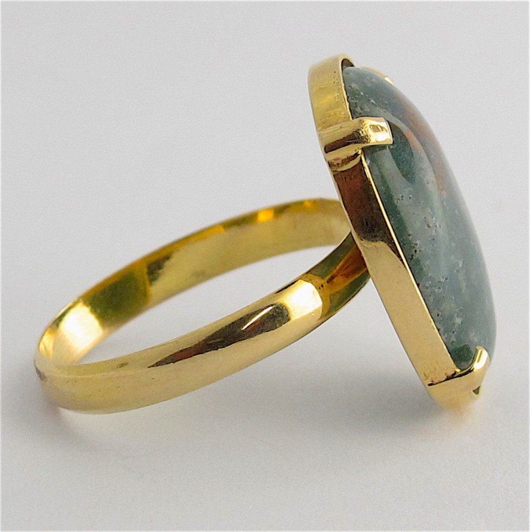 18ct yellow gold moss agate stone ring image 1