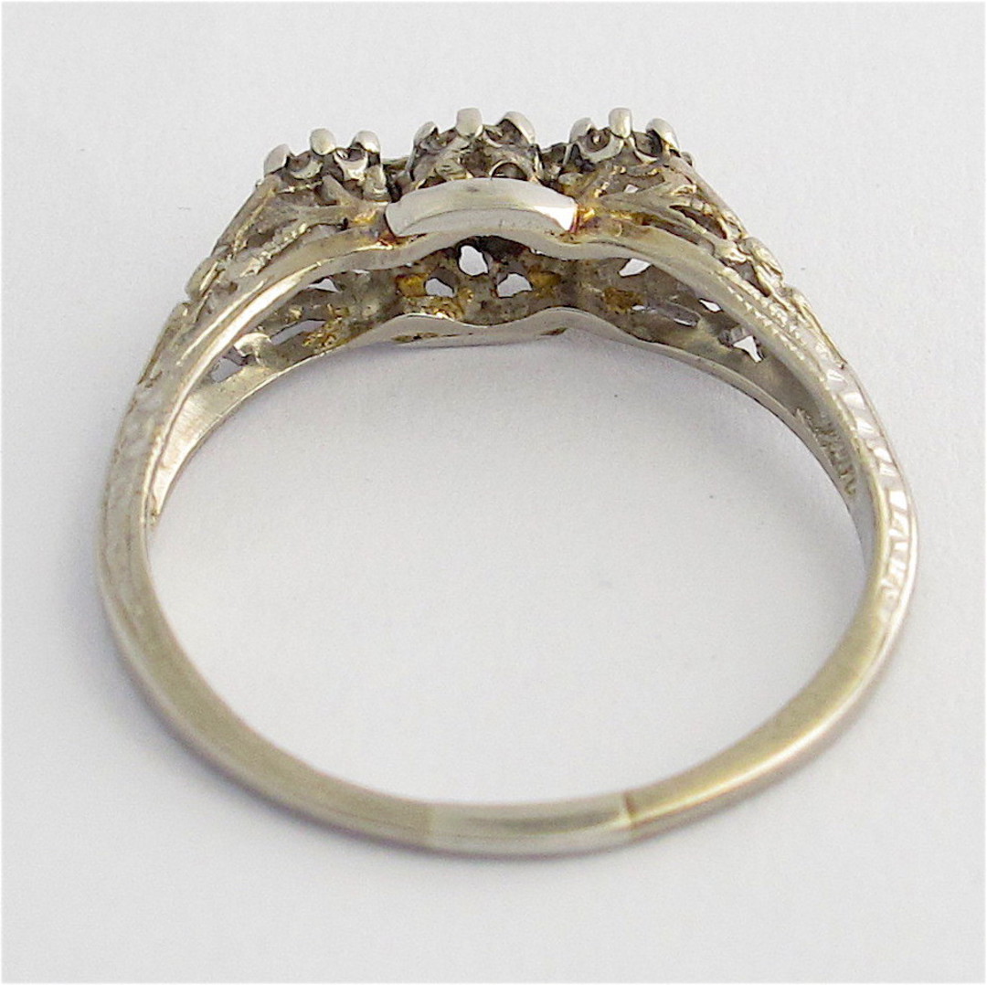 18ct white gold and platinum vintage three stone diamond set ring image 2