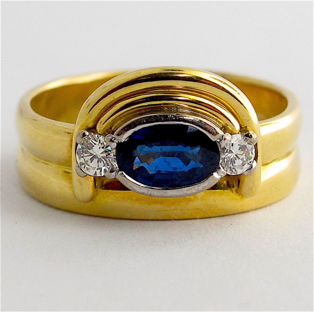 18ct yellow gold ceylonese sapphire & diamond ring image 0