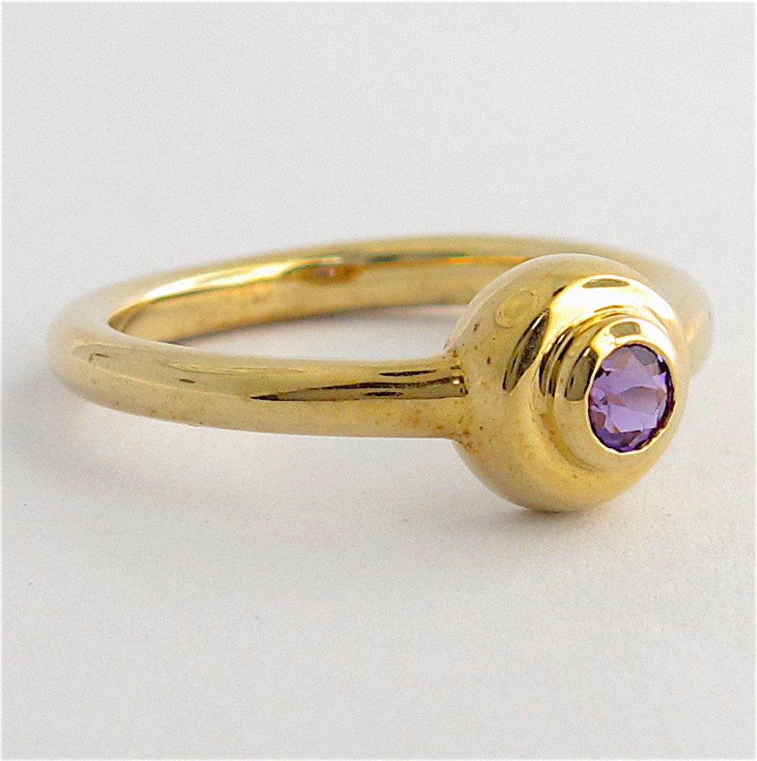 9ct yellow gold and amethyst dress ring image 1