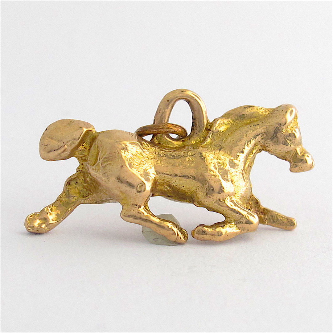 9ct yellow gold horse charm image 0
