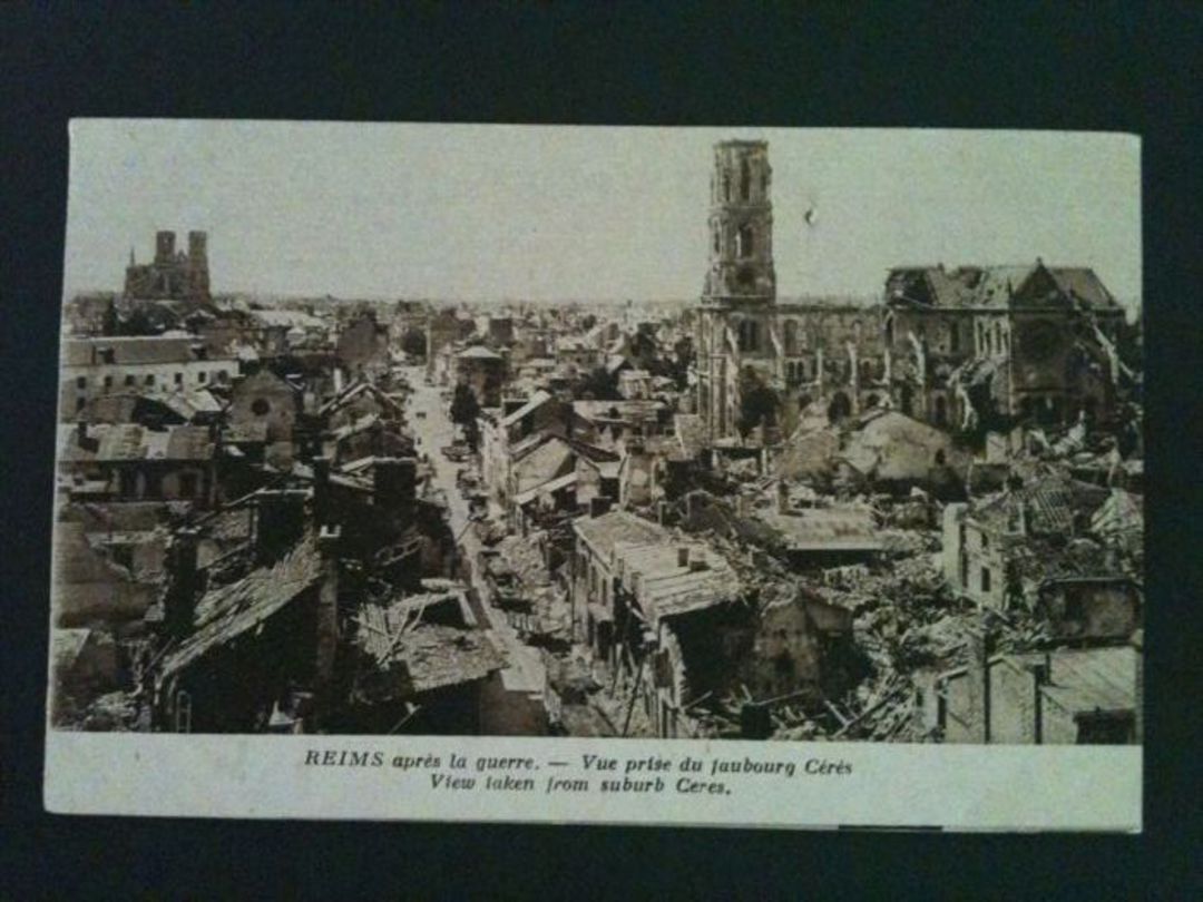 Postcards 6 of Reims showing damage to various Buildings from the War. - 40057 - Postcard image 5