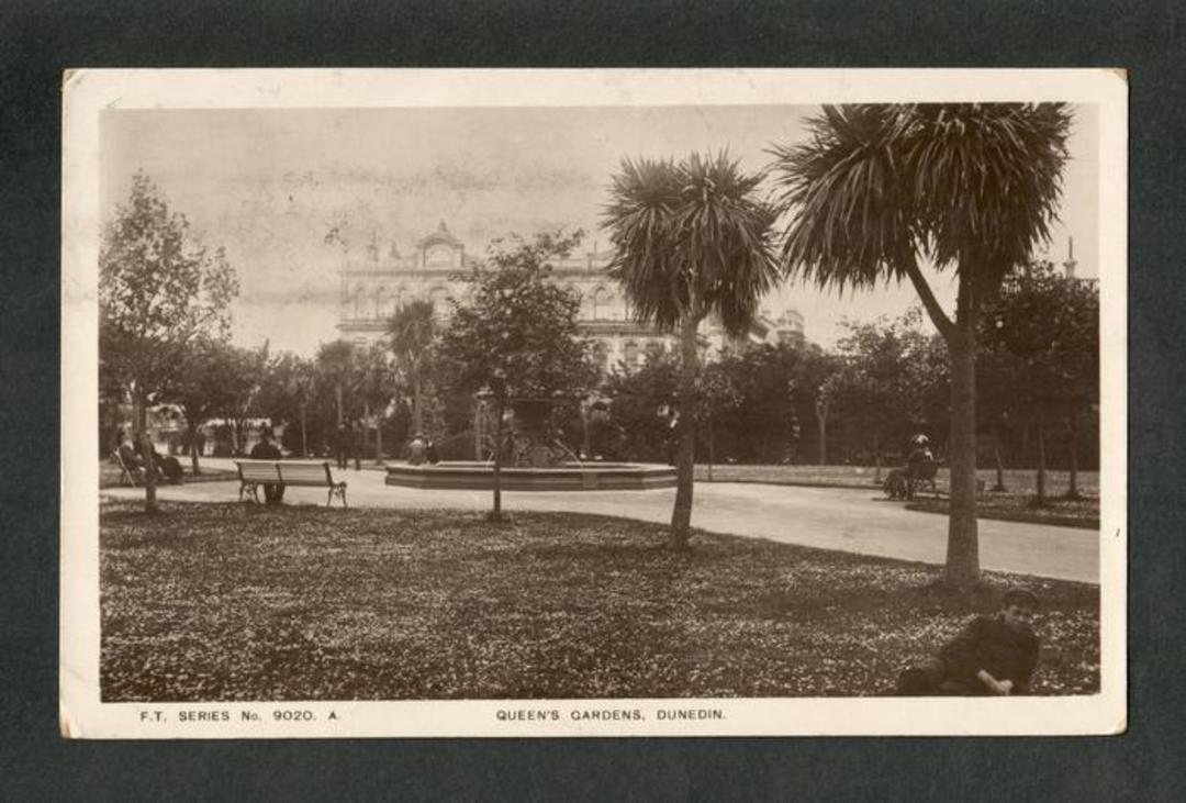 Real Photograph of Queens Gardens Dunedin. - 49243 - Postcard image 0