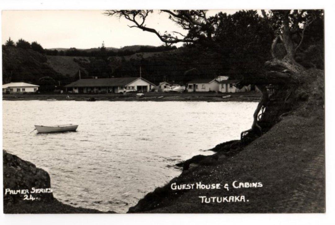 Real Photograph by T G Palmer & Son of Guest House and Cabins Tutukaka - 44904 - image 0