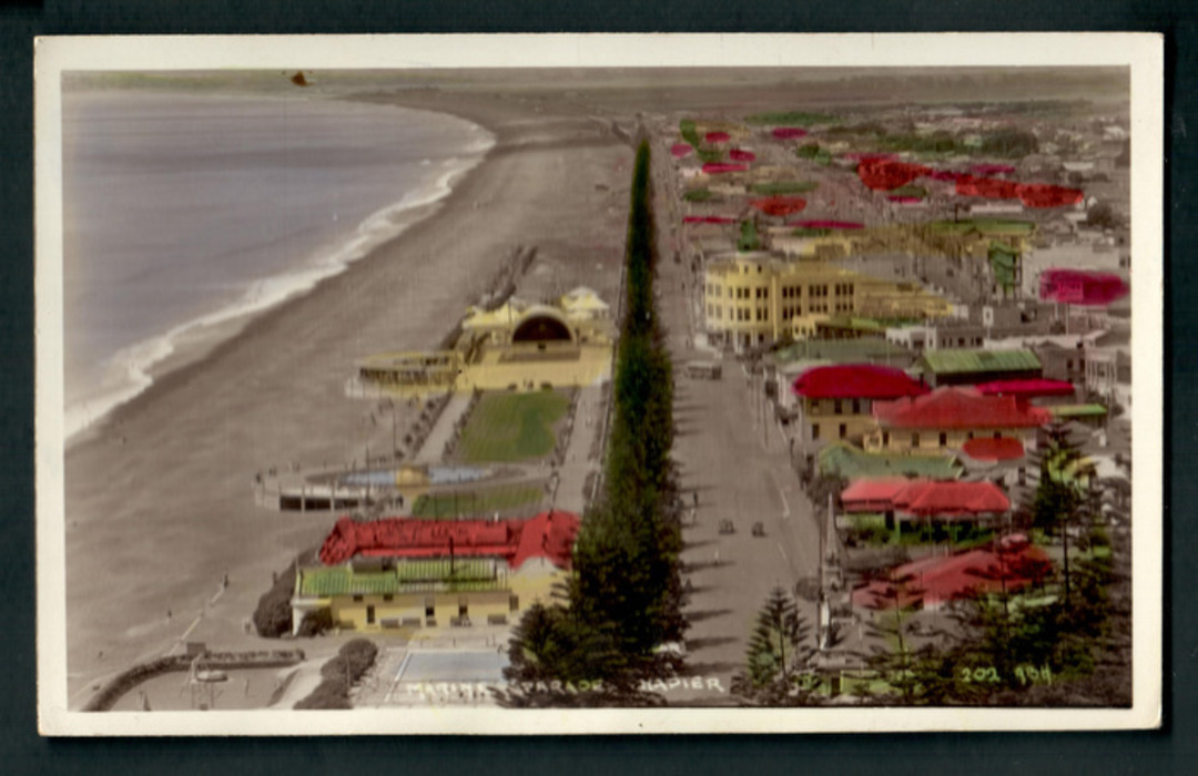Tinted Real Photograph of Marine Parade Napier. - 47952 - Postcard image 0