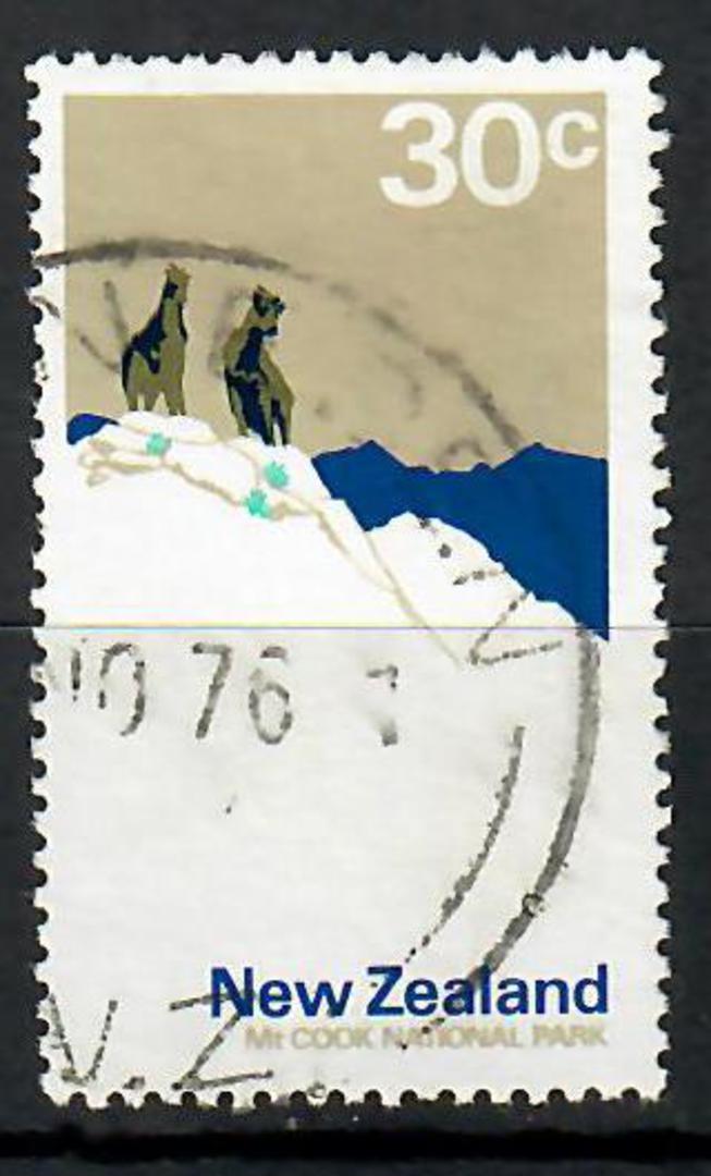 NEW ZEALAND 1971 Definitive 30c Mt Cook. No Watermark. - 70497 - Used image 0