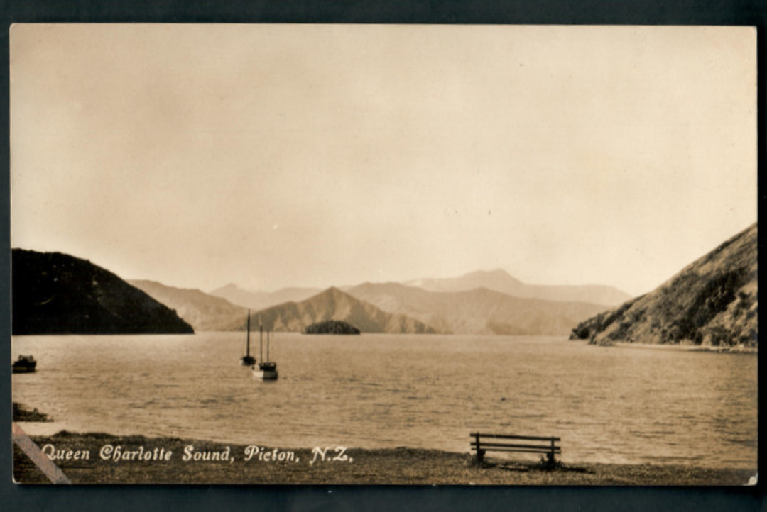 Real Photograph published by Tanner of Queen Charlotte Sound Picton. - 48731 - Postcard image 0