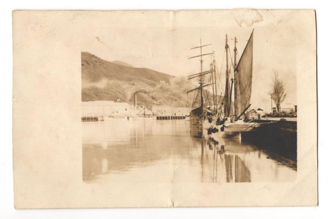 Real Photograph of Scow at Gisborne.1907. - 69974 - Postcard image 0
