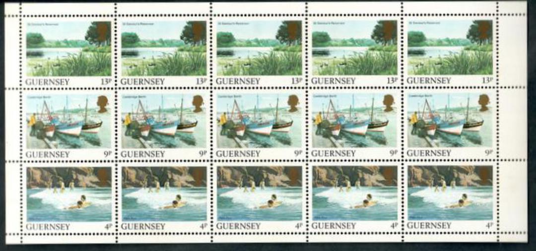 GUERNSEY 1984 Definitives. Booklet pane of 15. Hard to obtain as such. - 50324 - UHM image 0