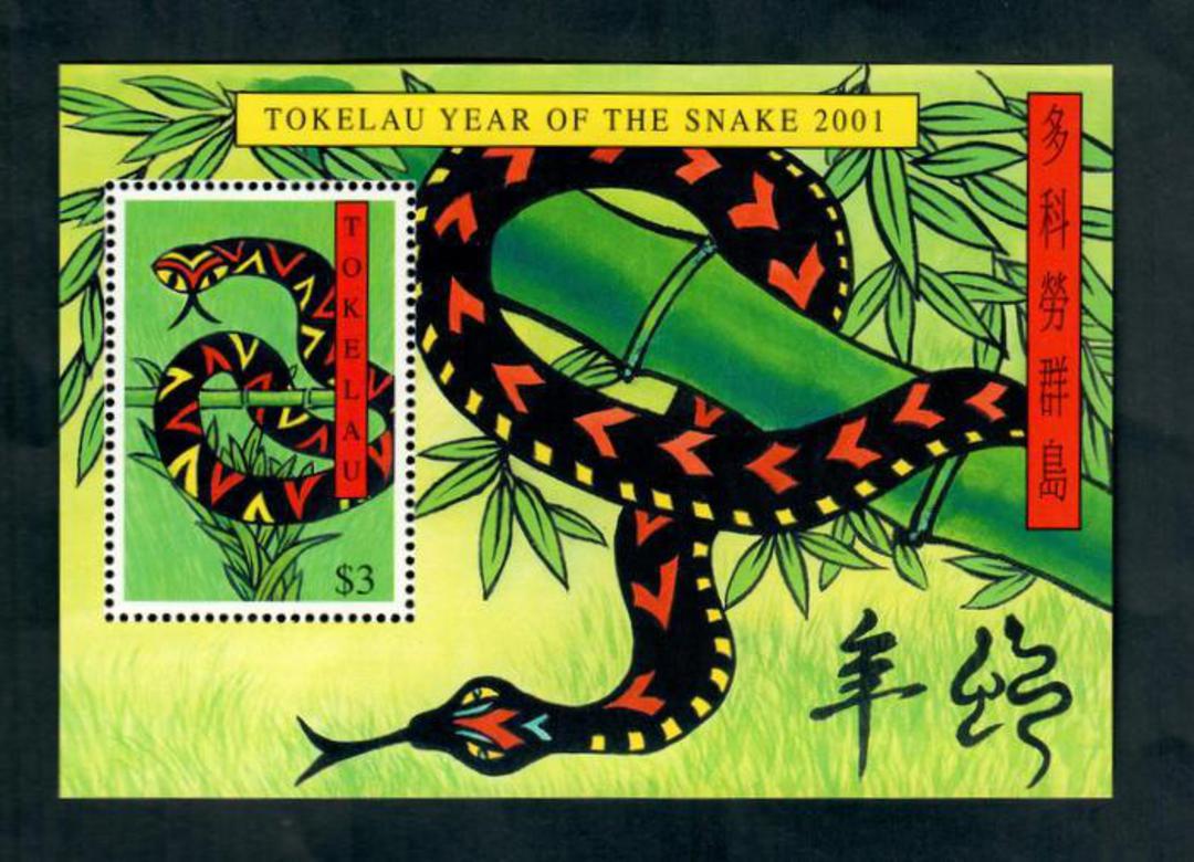 TOKELAU ISLANDS 2001 Chinese New Year. Year of the Snake. Miniature sheet. - 52013 - UHM image 0