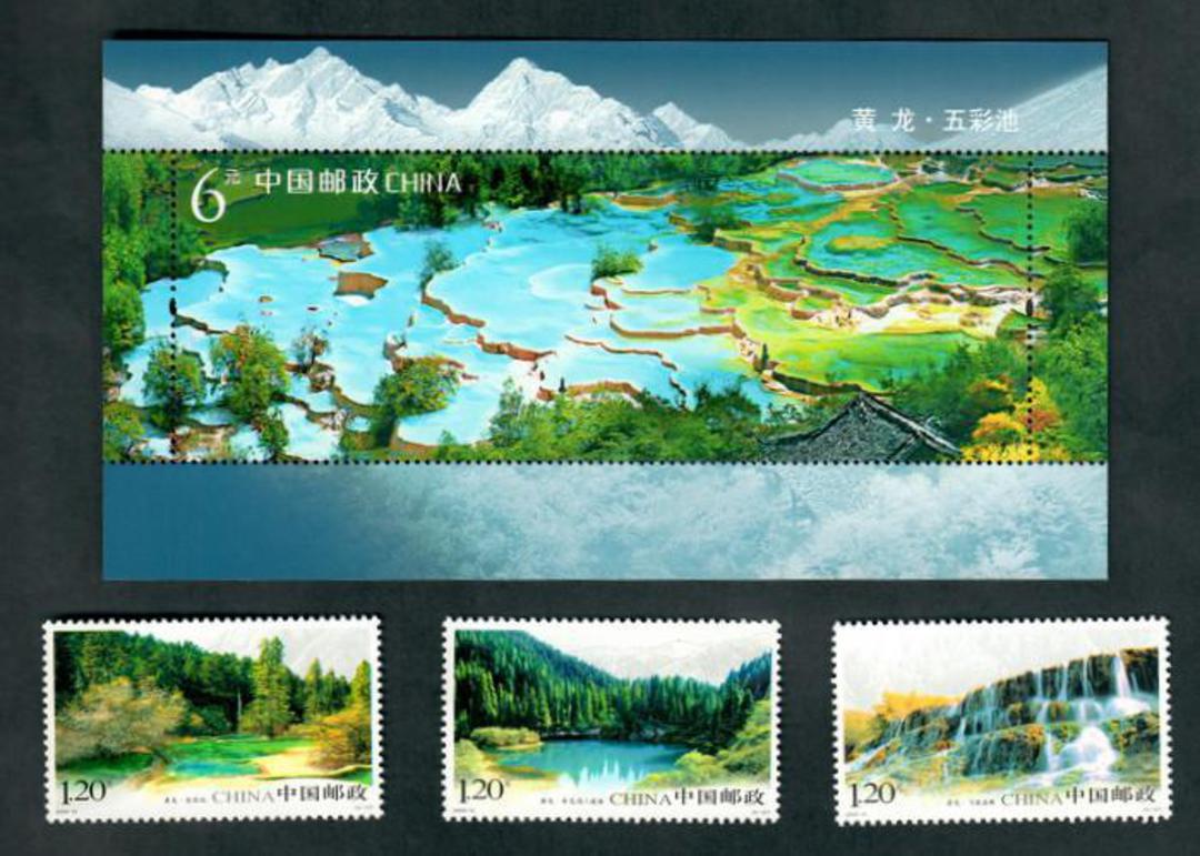 CHINA 2009 Huang Long Scenic Area. Set of 3 and miniature sheet. - 52328 - UHM image 0