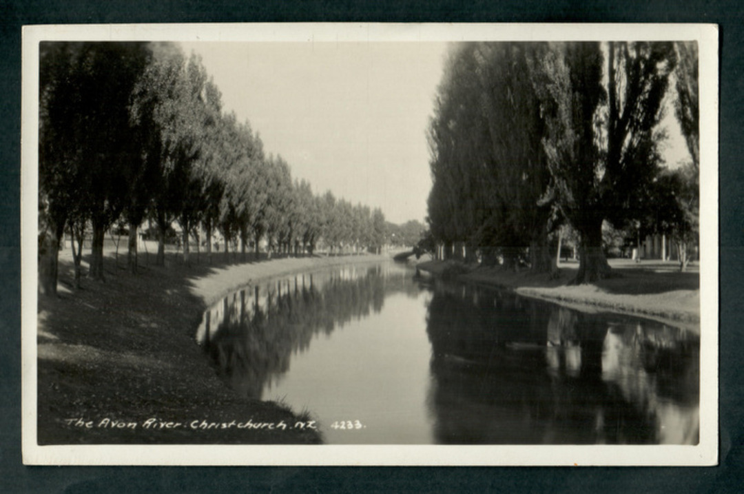 Real Photograph of Avon River Christchurch. - 48484 - Postcard image 0