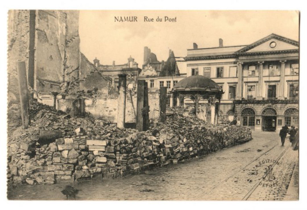 BELGIUM 1914-1918 Postcard of Rue du Pont Namur. - 40052 - Postcard image 0