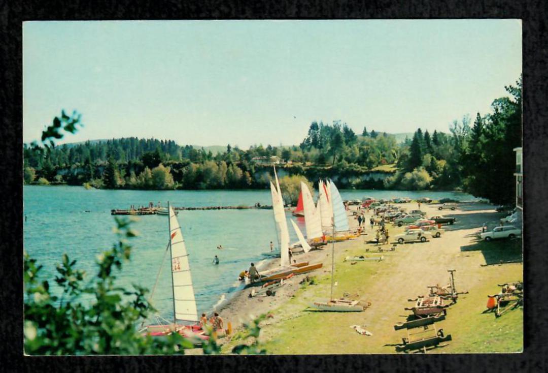 Modern Coloured Postcard. Yachting on Lake Taupo. - 446713 - Postcard image 0