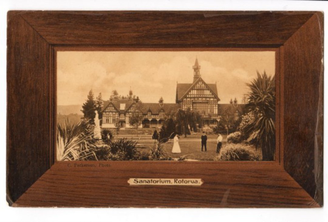 Postcard of the Sanatorium Rotorua. - 46277 - Postcard image 0