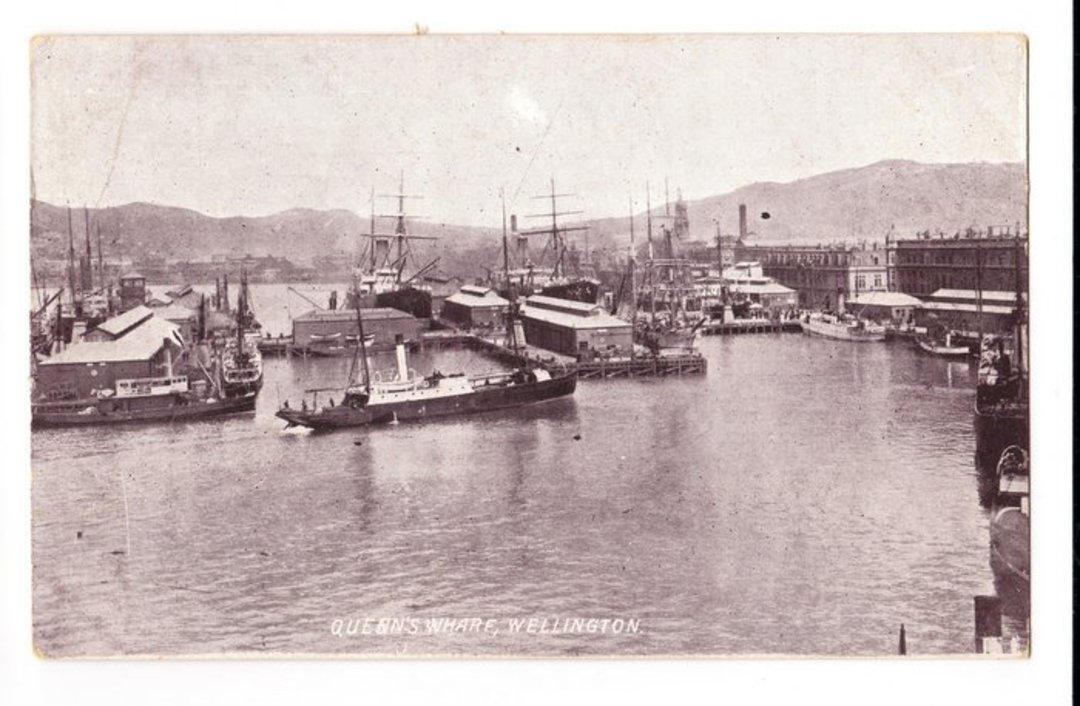 Postcard of Queen's Wharf Wellington. - 47430 - Postcard image 0