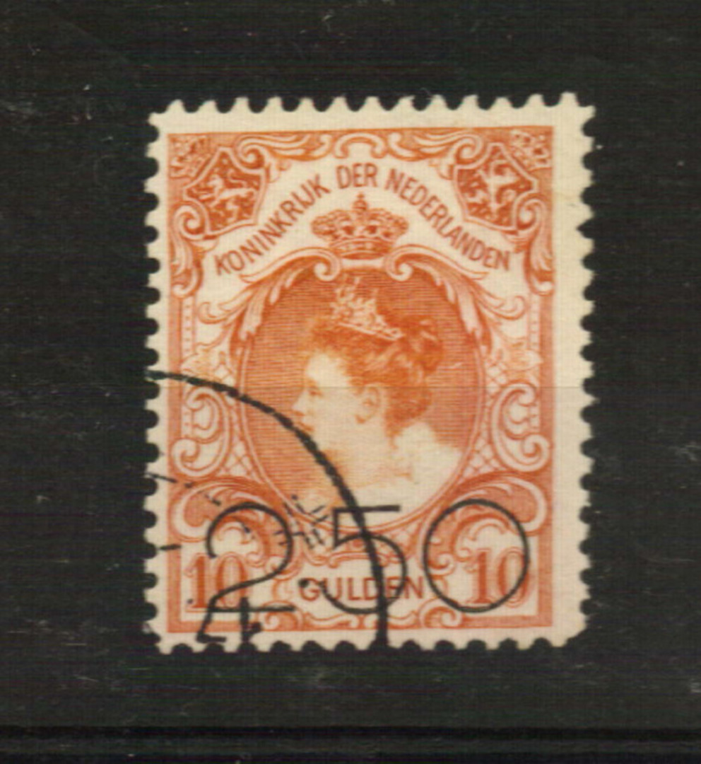 NETHERLANDS 1920 Surcharge 2.50 on 10g. Good perfs. - 21219 - FU image 0