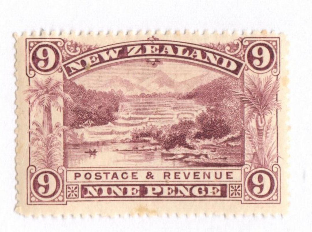 NEW ZEALAND 1898 Pictorial 9d Purple-Lake. London Print. - 74867 - LHM image 0