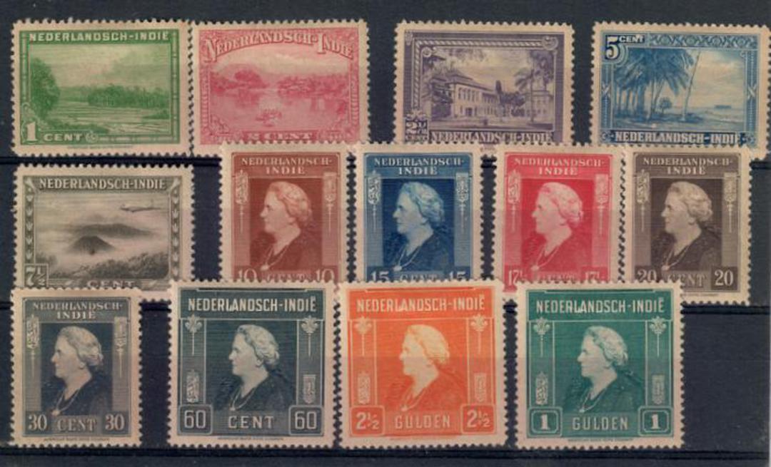 NETHERLANDS INDIES 1945 Definitives. Set of 13. - 21252 - Mint image 0