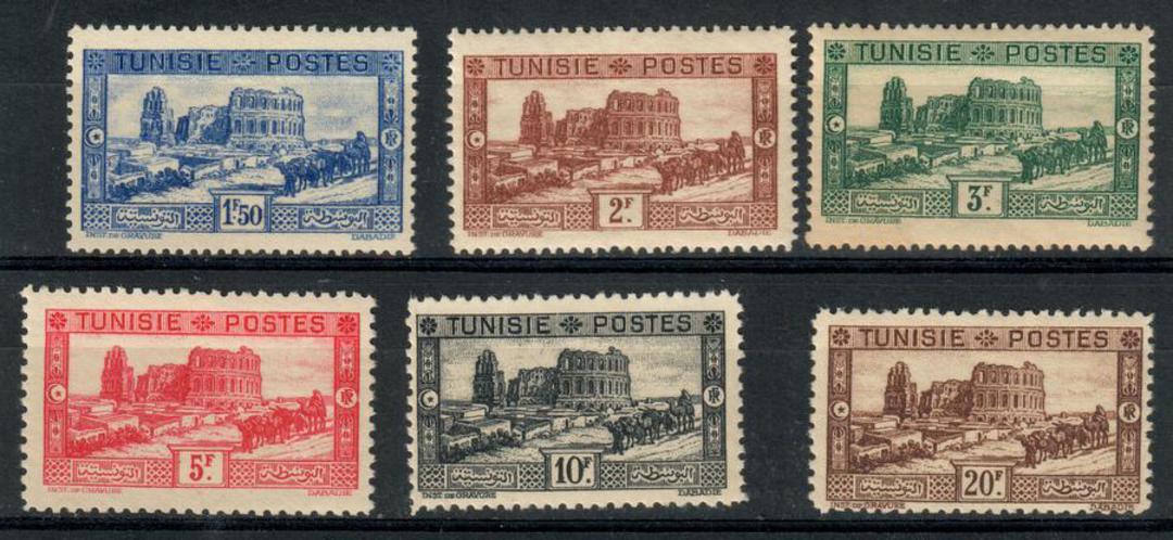 TUNISIA 1931 Definitives. Set of 20. The two top values and most of the low values are never hinged. - 21446 - Mixed image 1