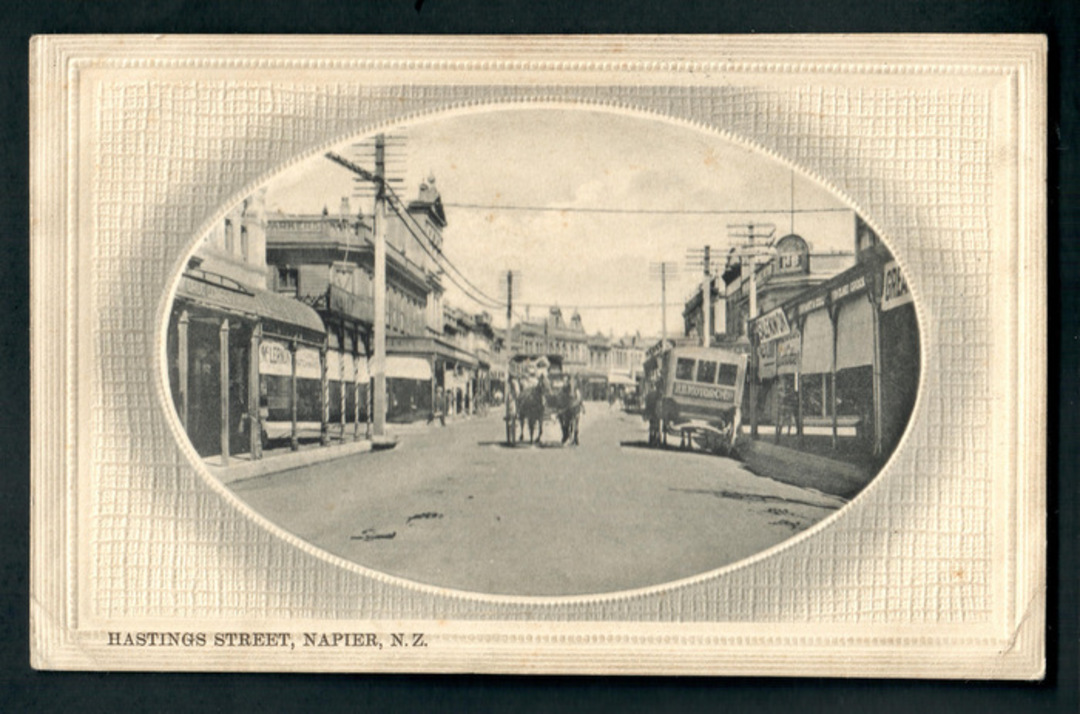 Postcard by Pratt of Hastings Street Napier. - 47968 - Postcard image 0