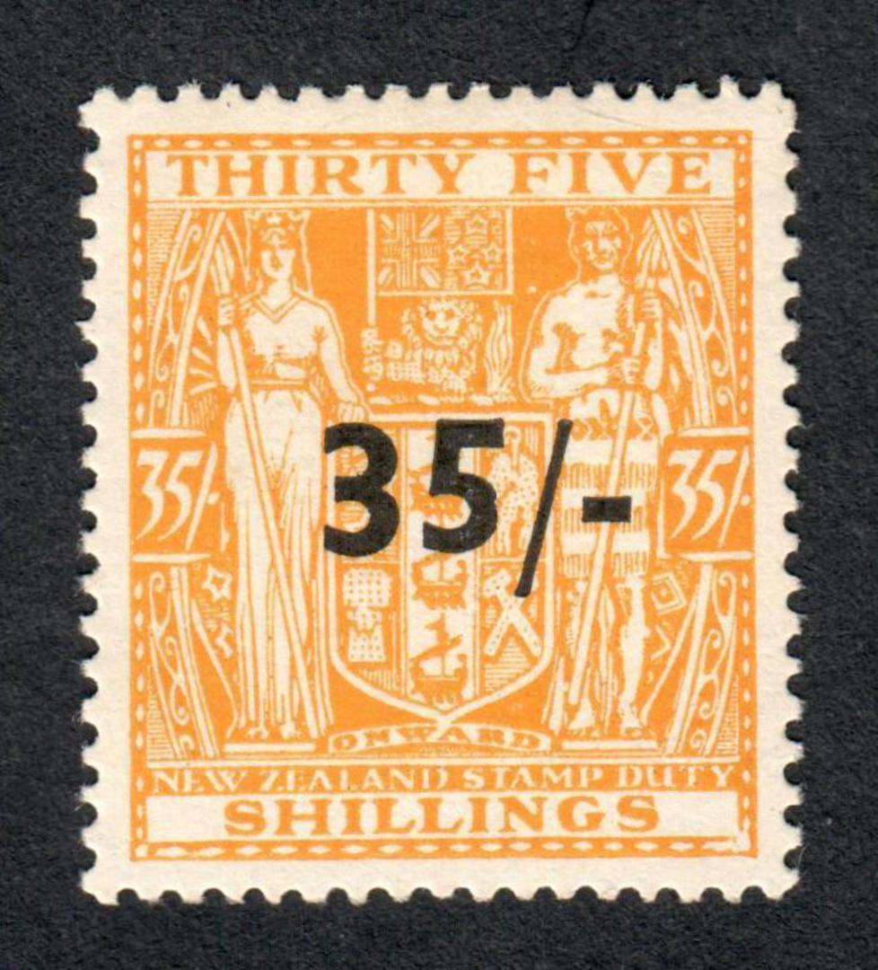 NEW ZEALAND 1940 Arms 35/- on 35/- - 3747 - Mint image 0