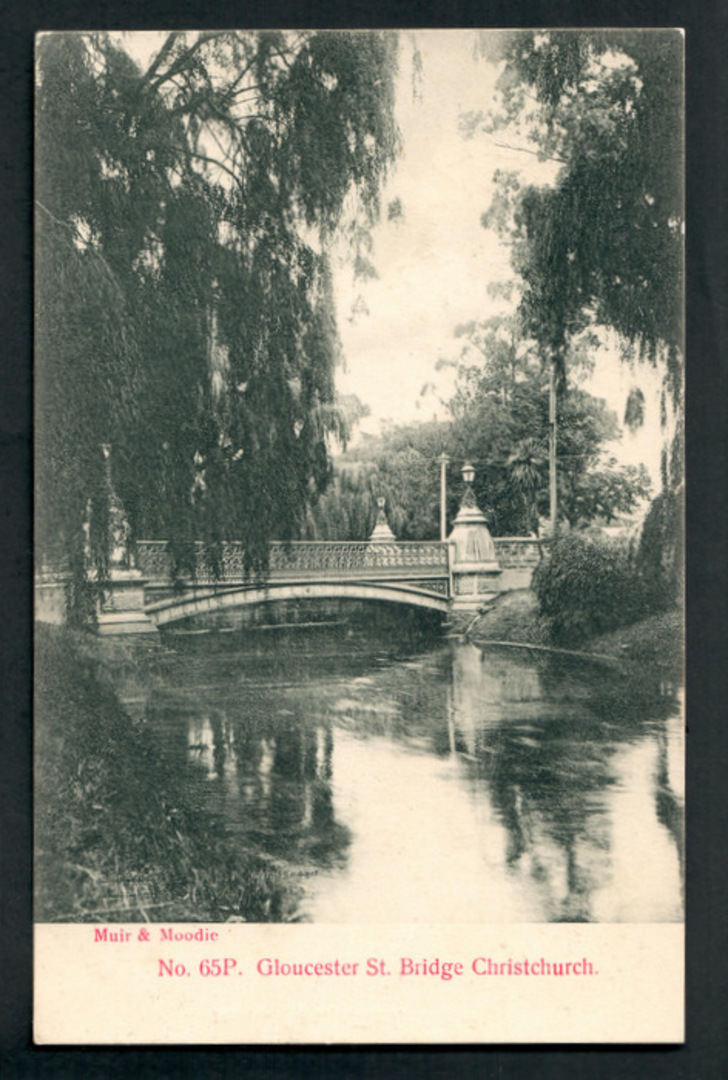 Early Undivided Postcard of Gloucester Street Bridge Christchurch. - 248542 - Postcard image 0