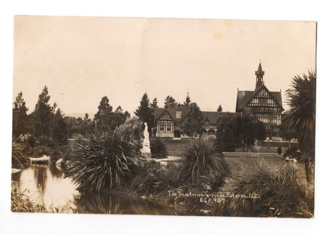 Real Photograph by Radcliffe of Sanatorium Grounds Rotorua. - 246148 - Postcard image 0
