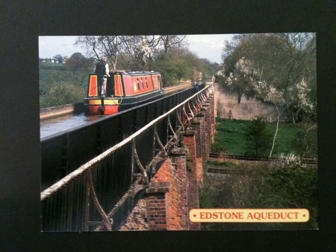 Modern Coloured Postcard of Edstone Aqueduct Stratford on Avon Canal. - 440049 - Postcard image 0