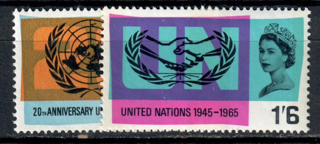 GREAT BRITAIN 1965 United Nations and International Co-operation Year. The Phosphor Issue. Set of 2. - 95771 - UHM image 0
