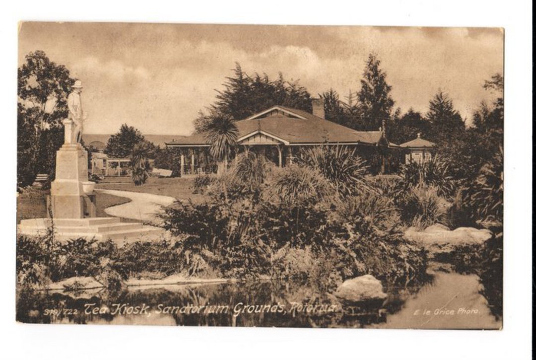 Postcard of Tea Kiosk Sanatorium Grounds Rotorua. - 245918 - Postcard image 0