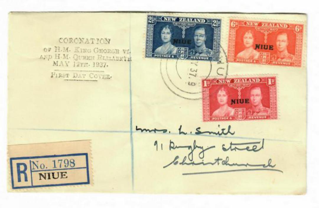 NIUE 1937 Coronation. Set of 3 on first day cover. A diifferent 'illustration'. - 32184 - FDC image 0