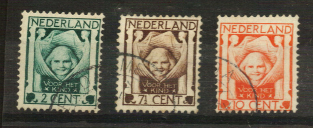 NETHERLANDS 1924 Child Welfare set of 3. - 21226 - FU image 0