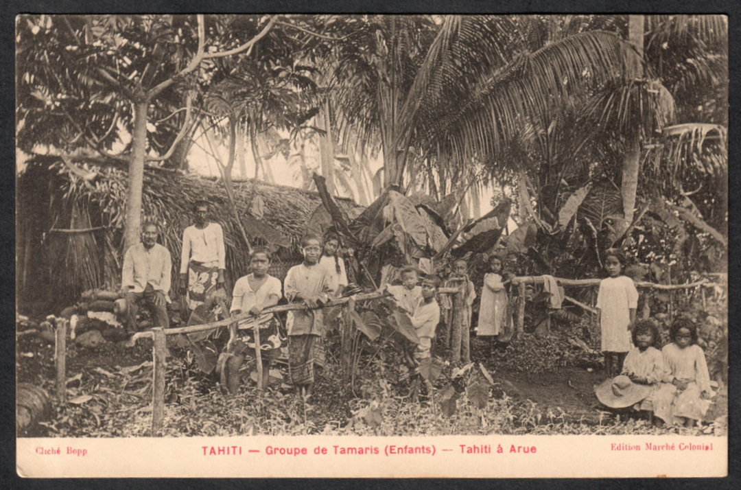 Postcard. Tahiti Groupe de Tamaris. Perfect condition. - 243832 - Postcard image 0