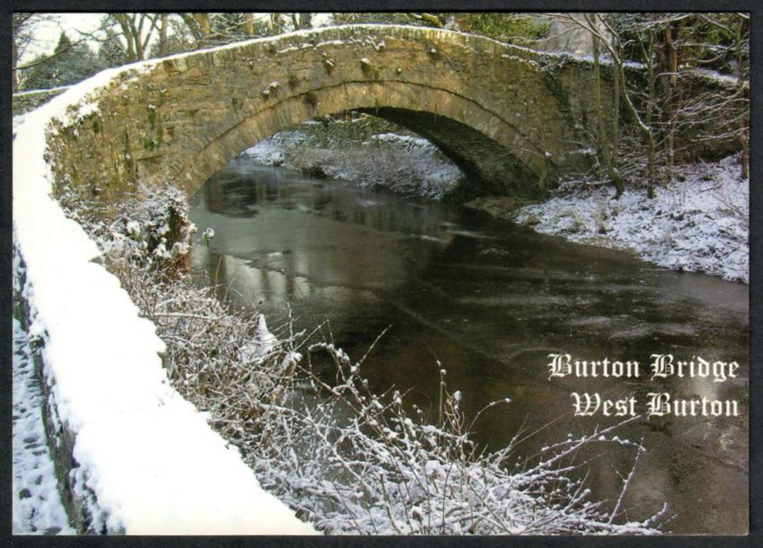 BURTON BRIDGE West Burton Yorkshire Dales. Modern Coloured Postcard. - 440719 - Postcard image 0