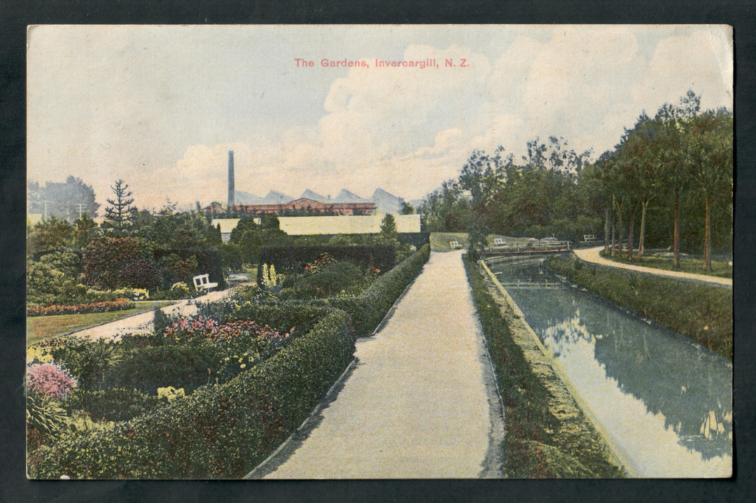 Coloured postcard of The Gardens Invercargill. - 49307 - Postcard image 0
