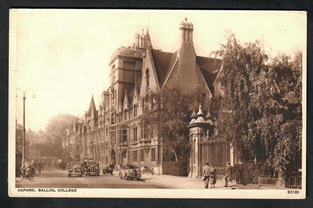 Postcard of Balliol College Oxford. Three nice cars. - 243245 - Postcard image 0