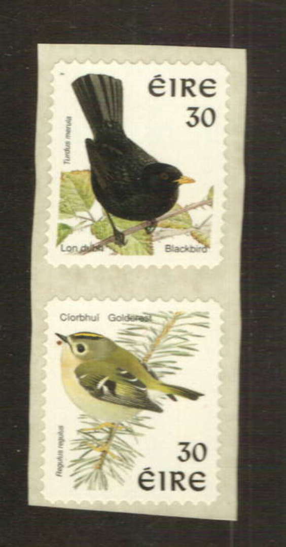 IRELAND 1998 Definitive 30p Blackbird and 30p Goldcrest.  Self adhesive pair printed in Melbourne. Perf 11.5. Supplied to me via image 0