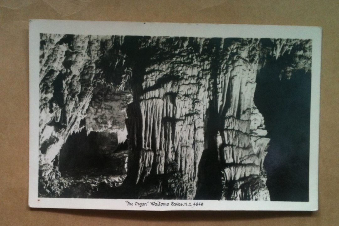 Real Photograph by A B Hurst & Son of The Organ Waitomo Cave. - 46406 - Postcard image 0