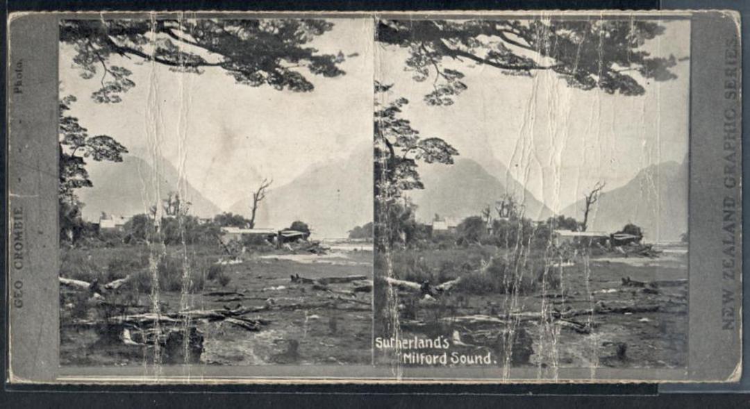 Stereo card New Zealand Graphic series of Sutherlands Milford Sound. Creased. - 140021 - Postcard image 0